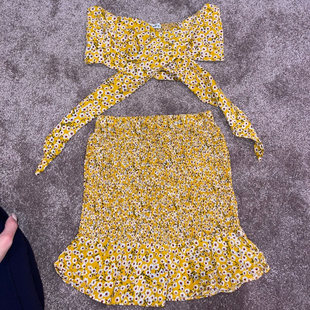 2 Piece Set - image 2